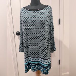 Dana Buchman tunic style top